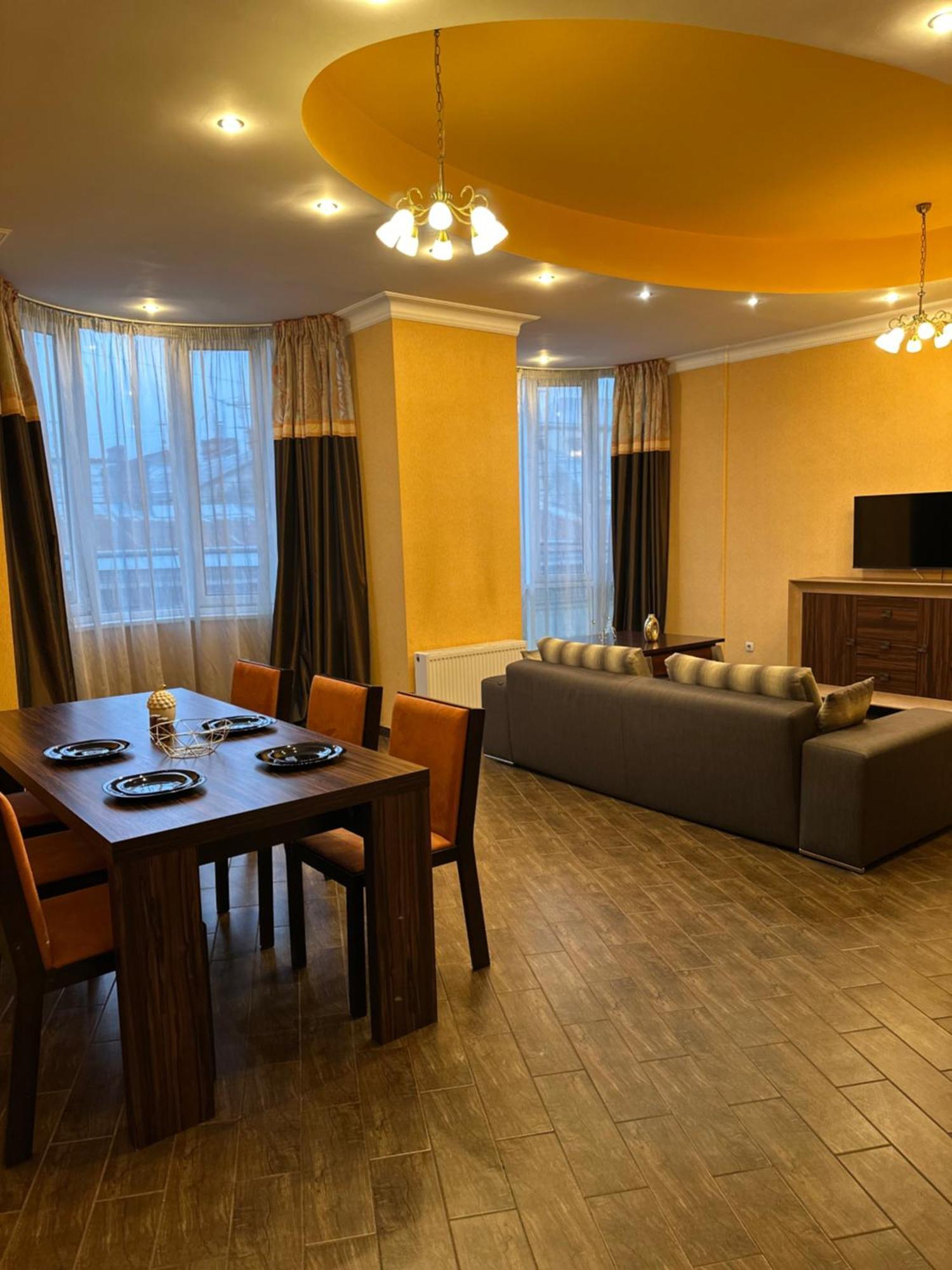 Vip Apartments ! Lvov Exteriér fotografie
